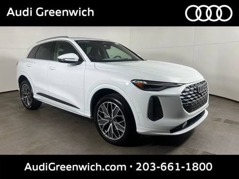 Used 2025 Audi Q5 Premium Plus w/ Premium Plus AWD/4WD image 1