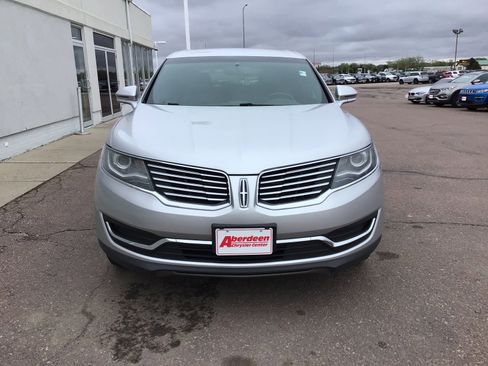 Used 2016 Lincoln MKX Premiere FWD image 2