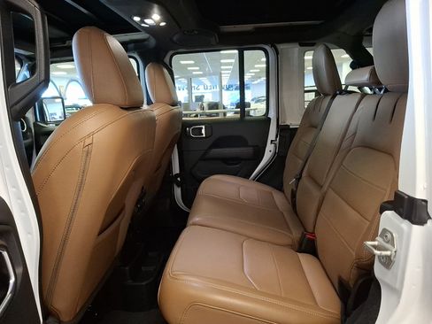Certified 2023 Jeep Wrangler Unlimited Sahara w/ Cold Weather Group AWD/4WD image 10
