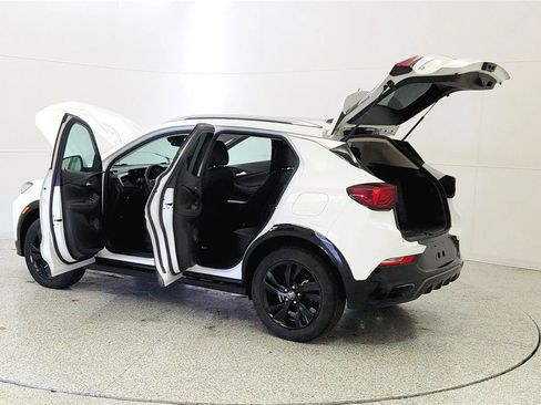 Used 2024 Buick Encore GX Sport Touring AWD/4WD image 11