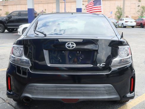 Used 2016 Scion tC FWD image 7