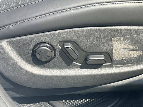 New 2026 Genesis GV80 3.5T Prestige AWD/4WD image 34