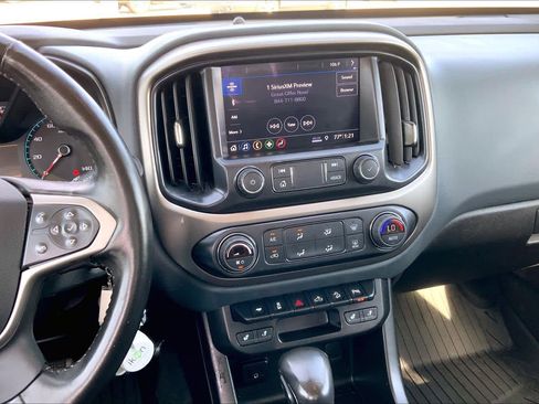 Used 2022 Chevrolet Colorado Z71 image 6
