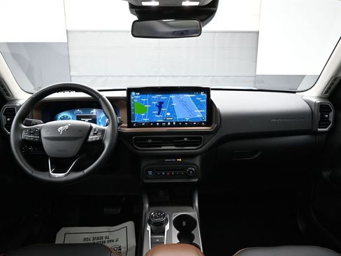 Certified 2025 Ford Bronco Sport Outer Banks w/ Outer Banks Tech Package+ image 27