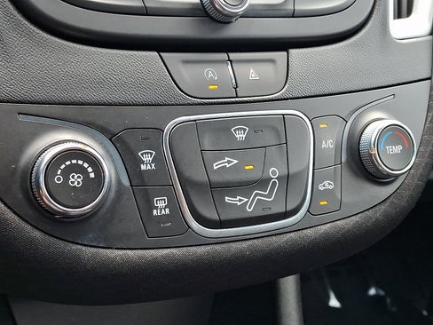 Used 2023 Chevrolet Malibu LS w/ Driver Confidence Package FWD image 15