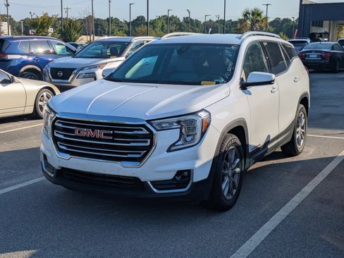 Used 2024 GMC Terrain SLT FWD image 6