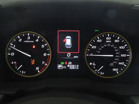 Certified 2025 Subaru Crosstrek 2.5i Sport w/ Crosstrek Mirror Package image 14