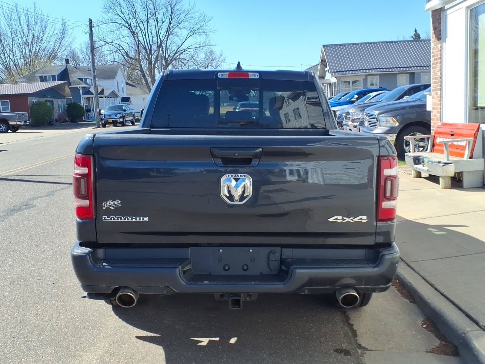 Used 2020 RAM 1500 Laramie w/ Sport Appearance Package AWD/4WD image 6
