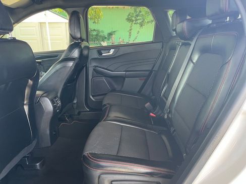 Used 2023 Ford Escape ST-Line image 25