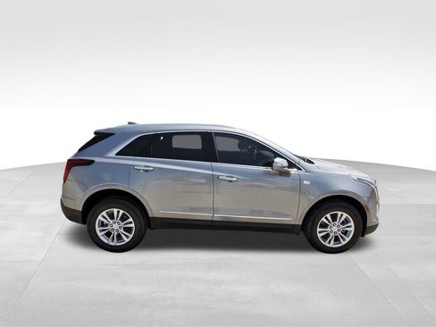 New 2025 Cadillac XT5 Luxury image 5