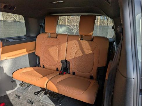 New 2025 Volkswagen ID. Buzz Pro S image 38