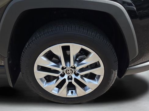 Certified 2025 Toyota RAV4 XLE Premium FWD image 35