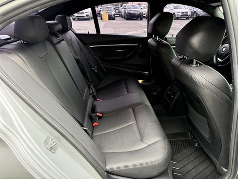 Used 2018 BMW 330i Sedan RWD image 16