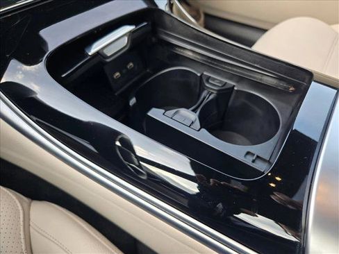 Certified 2025 Mercedes-Benz C 300 Sedan image 14