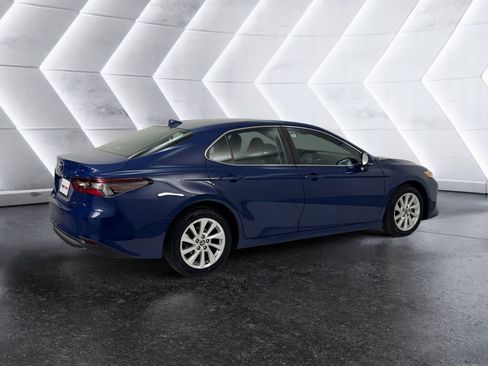 Used 2023 Toyota Camry LE image 4