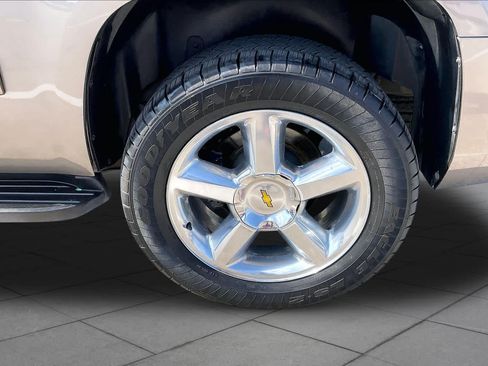 Used 2011 Chevrolet Tahoe LT w/ Texas Edition RWD image 8