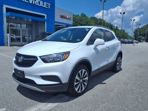Used 2022 Buick Encore Preferred w/ Safety Package image 8