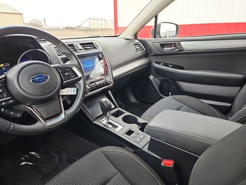 Used 2018 Subaru Outback 2.5i Premium image 29