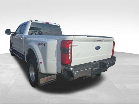 Used 2024 Ford F350 Lariat w/ FX4 Off-Road Package image 5