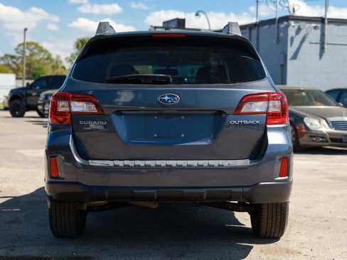 Used 2015 Subaru Outback 2.5i Premium image 7