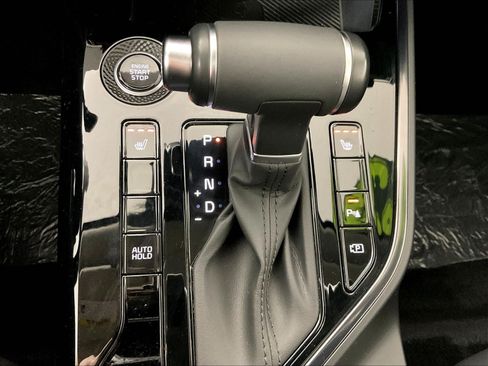 Used 2023 Kia Niro EX Touring FWD image 36