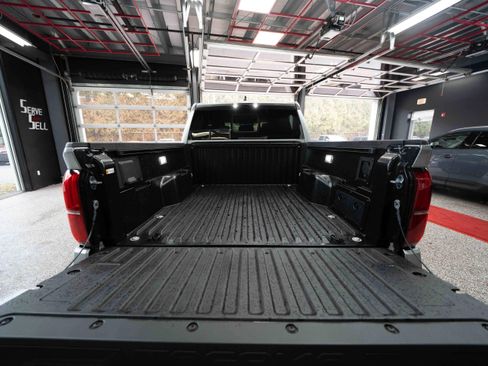 Certified 2025 Toyota Tacoma TRD Off-Road w/ TRD Off Road Premium Package image 27