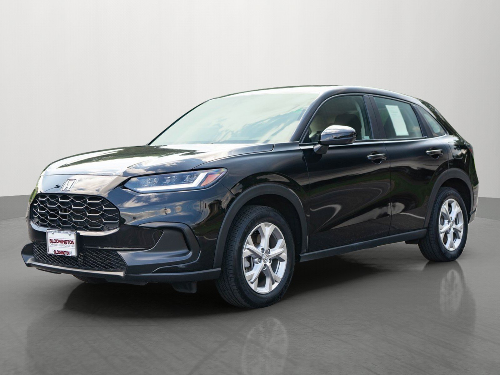 Used 2023 Honda HR-V LX image 3