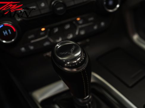 Used 2015 Chevrolet Corvette Z06 w/ 3LZ Preferred Equipment Group image 53