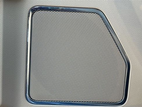 Used 2017 Ford F150 Lariat w/ Equipment Group 502A Luxury image 19