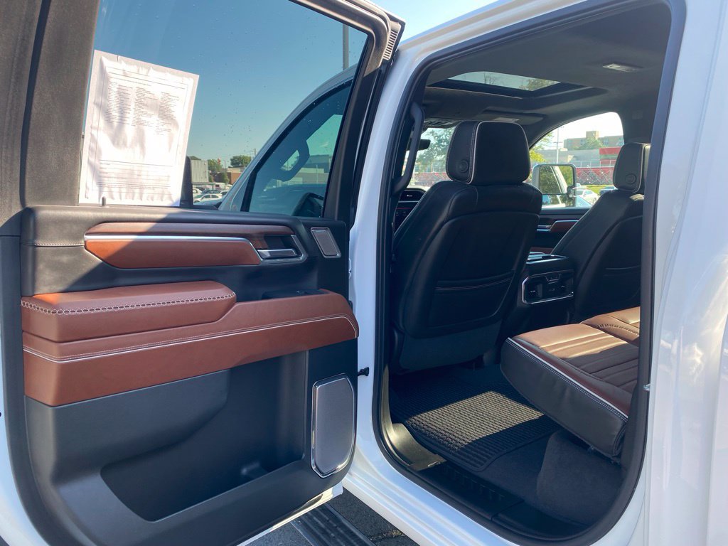 Used 2024 GMC Sierra 2500 Denali Ultimate w/ Max Trailering Package AWD/4WD image 34