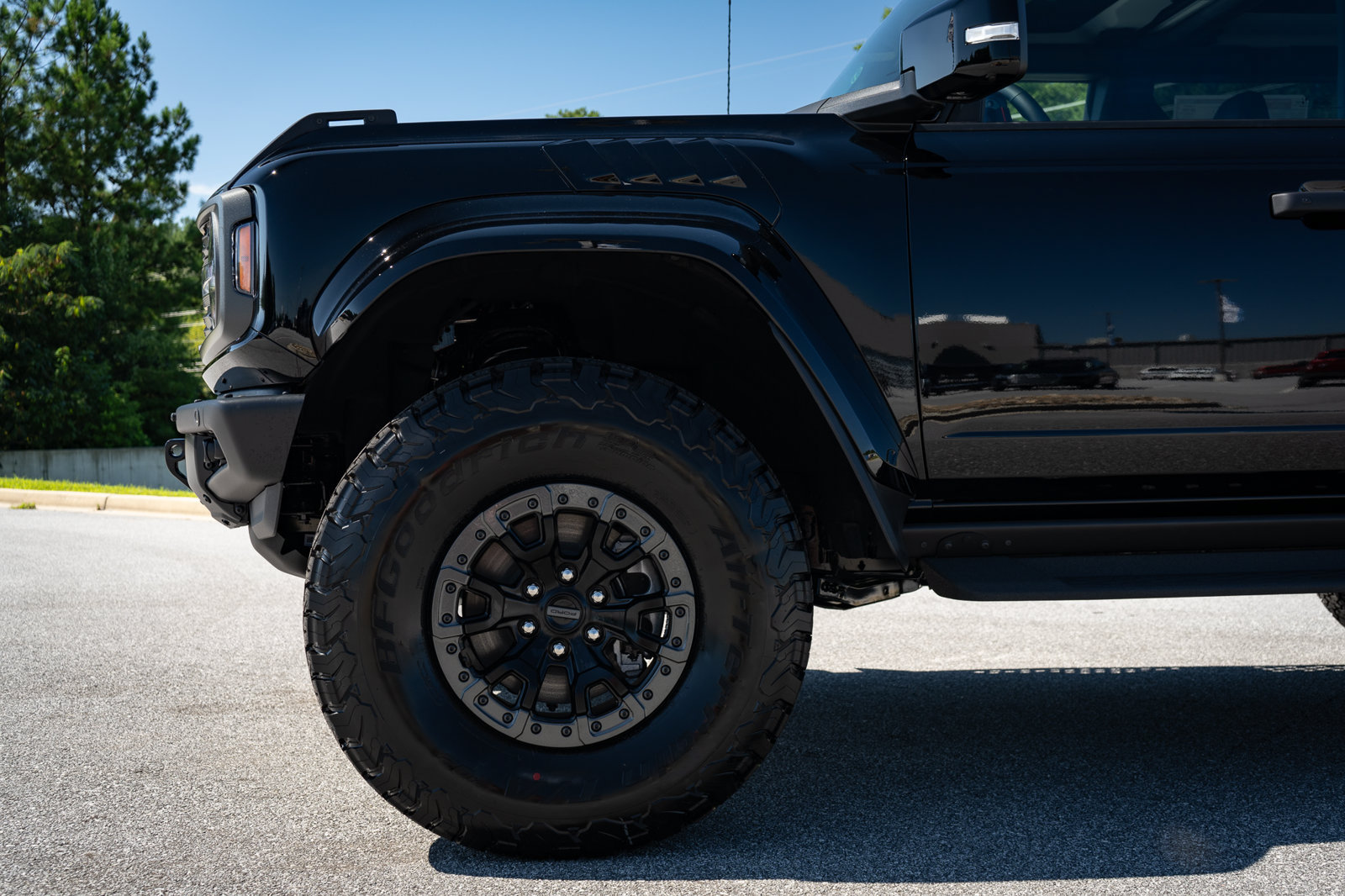 New 2026 Ford Bronco Raptor AWD/4WD image 14