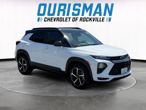 Used 2023 Chevrolet TrailBlazer RS w/ Convenience Package AWD/4WD image 1