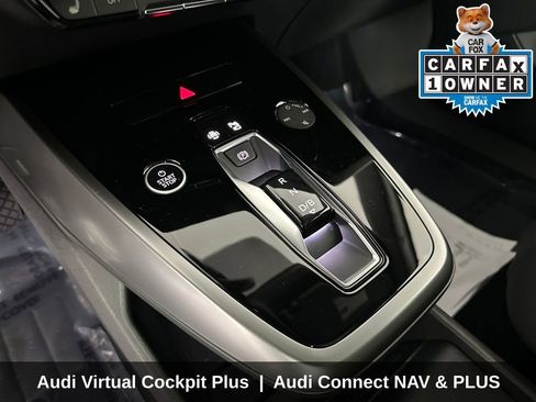 Used 2024 Audi Q4 e-tron Prestige image 29