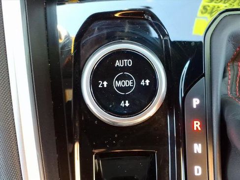 Used 2023 Chevrolet Colorado Z71 w/ Z71 Convenience Package 2 image 24