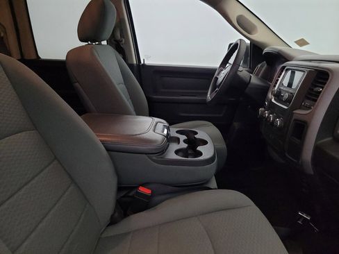 Used 2018 RAM 1500 Express AWD/4WD image 21