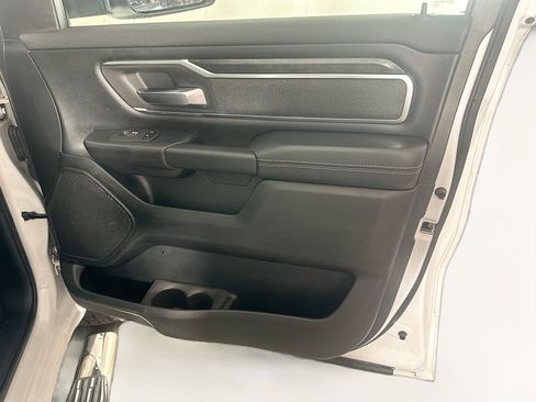 Used 2019 RAM 1500 Big Horn image 29