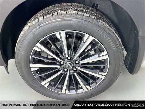 New 2026 Nissan Pathfinder Platinum image 33