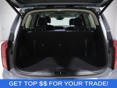Used 2025 Kia Telluride S AWD/4WD image 4