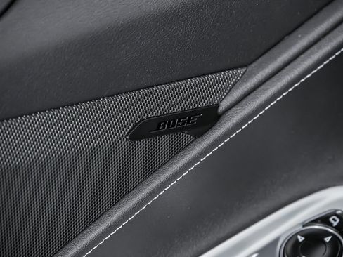 Used 2022 Chevrolet Corvette Stingray Coupe w/ Z51 Performance Package image 21