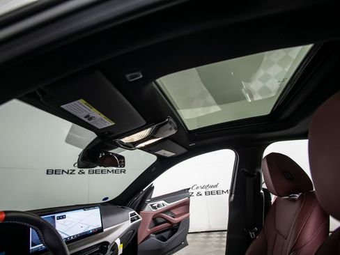 Used 2025 BMW 440i xDrive M440i xDrive w/ Premium Package image 26