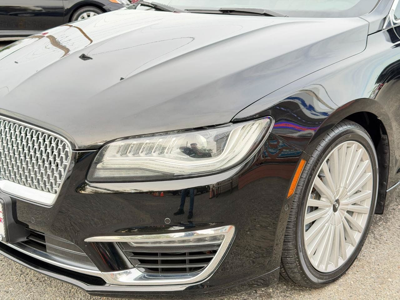 Used 2017 Lincoln MKZ Reserve w/ Technology Package AWD/4WD image 9