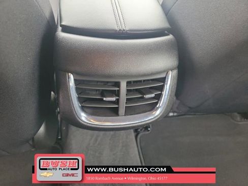 Used 2024 Chevrolet Malibu LT FWD image 12