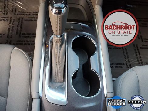 Used 2018 Chevrolet Malibu LT image 13