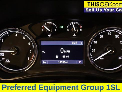 Used 2023 Buick Enclave Essence image 12