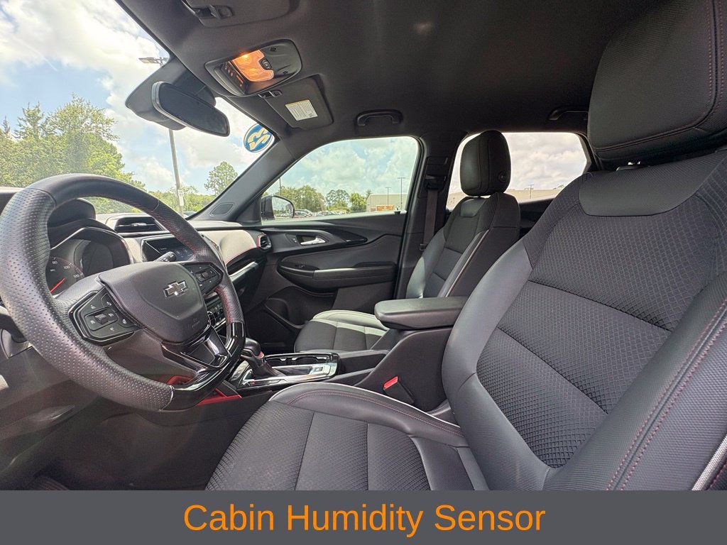 Used 2023 Chevrolet TrailBlazer RS w/ Convenience Package FWD image 7