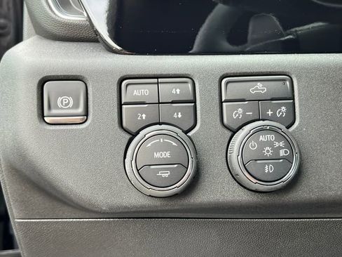 New 2025 Chevrolet Silverado 1500 RST w/ Convenience Package II AWD/4WD image 21