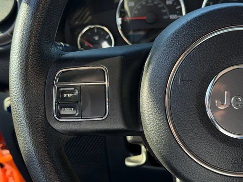 Used 2011 Jeep Wrangler Sport AWD/4WD image 20