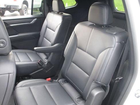 Used 2026 GMC Acadia Elevation w/ Black Edition AWD/4WD image 23