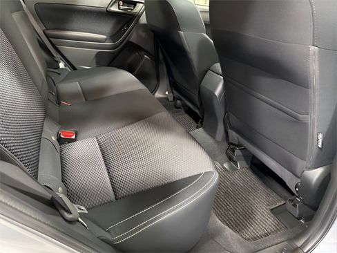 Used 2017 Subaru Forester 2.5i Premium image 33