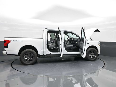 Used 2025 Ford F150 Lightning Flash image 49